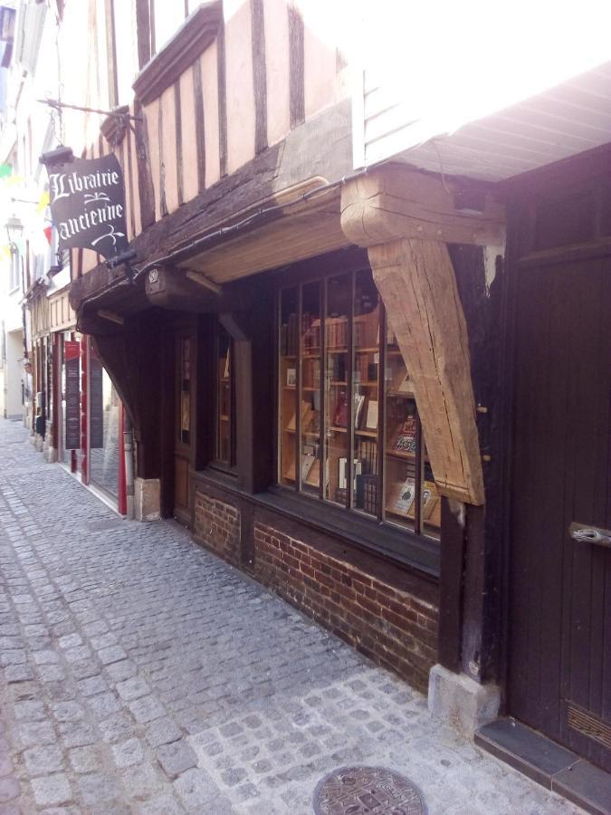 Chambre Dans Le Centre Historique Pont-Audemer Exterior foto